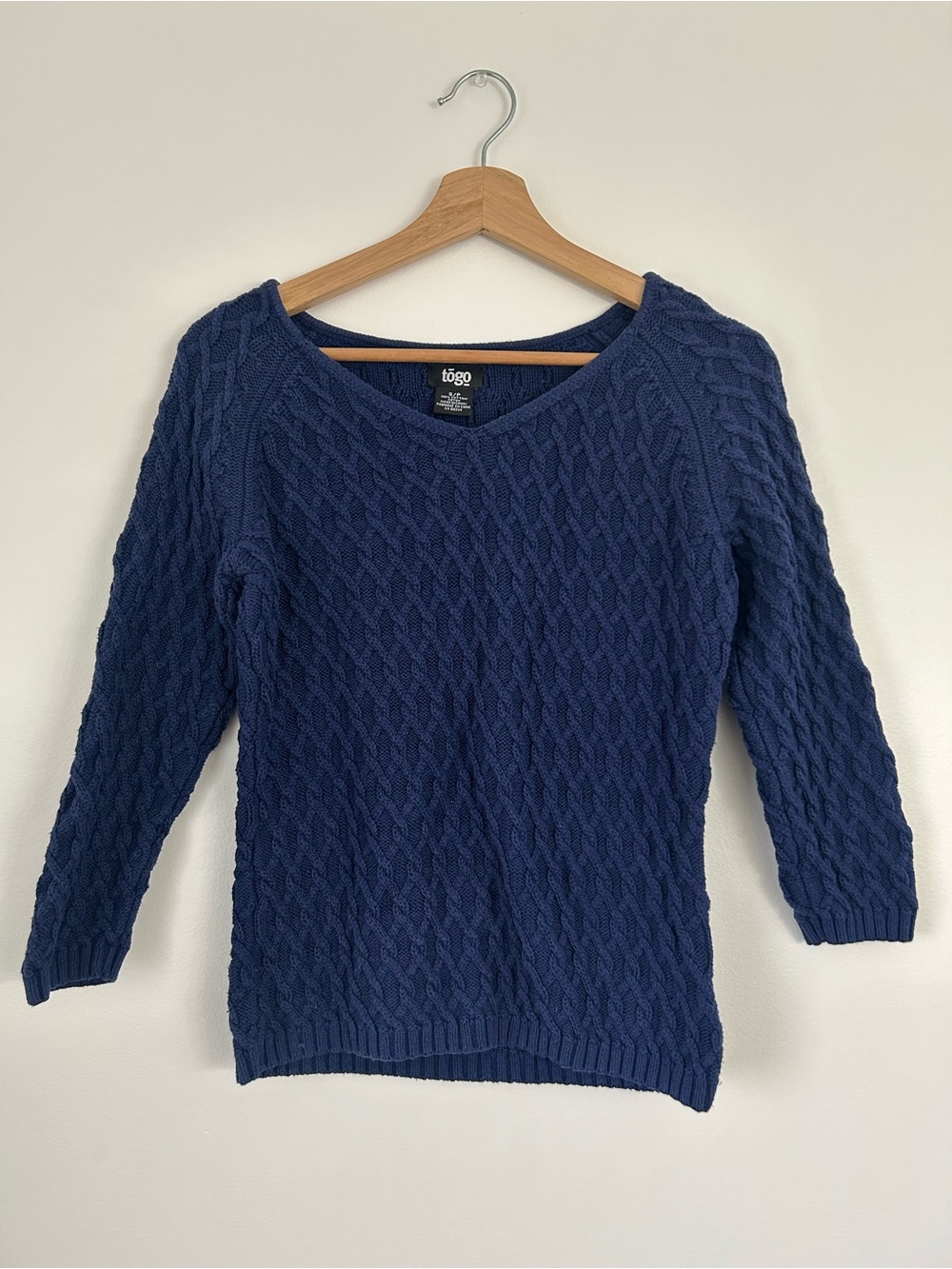 TOGO Hudson’s Bay Navy Cable Knit V-Neck Sweater Small